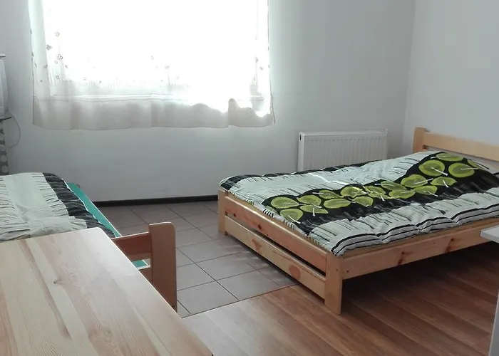 Auberge de jeunesse Typu *